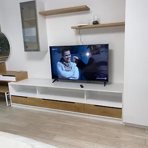 New Situat Pe Stefan Cel Mare, La 5 Min De Obor Bucureşti
